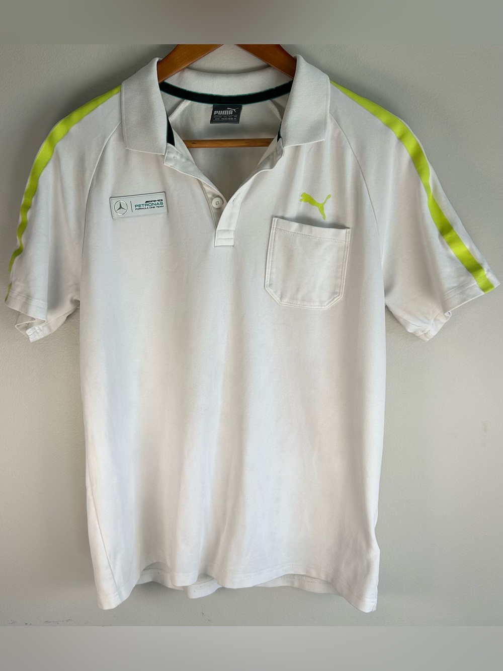Puma Mercedes AMG Petronas Motorsport Men’s Polo Shirt Size M White Neon Green